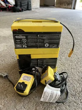 232131098707 BULBSANDBATTERIES Peg Perego Batteries