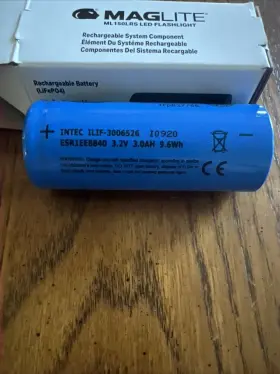 WY-B2Y6-5 BULBSANDBATTERIES Maglite Battery Intec #2