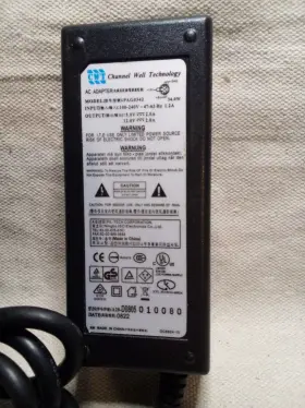 PAG0342 CHANNEL WELL TECHNOLOGY CWT Ac Adapter Pin Din #2