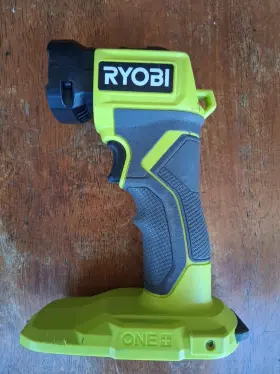 PCL660B RYOBI Cordless Led Flash Light Tool