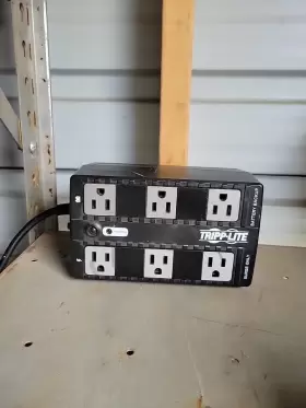 037332210937 TRIPP LITE Up Standby
