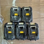 Bad Makita Lot Of 5 Bl1815 18v Lithium-ion (li-ion) Power Tool Batteries Black. Fixed Price $45.55.
